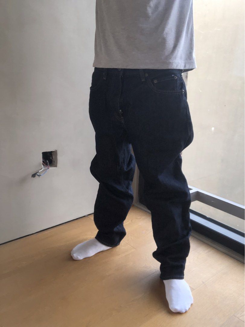 UNIQLO JEANS CRISPY CONDITION (Category: Jeans) located in Manila. Submitted by mcyardie (Listing ID 1468073085, Image 1). Description: .