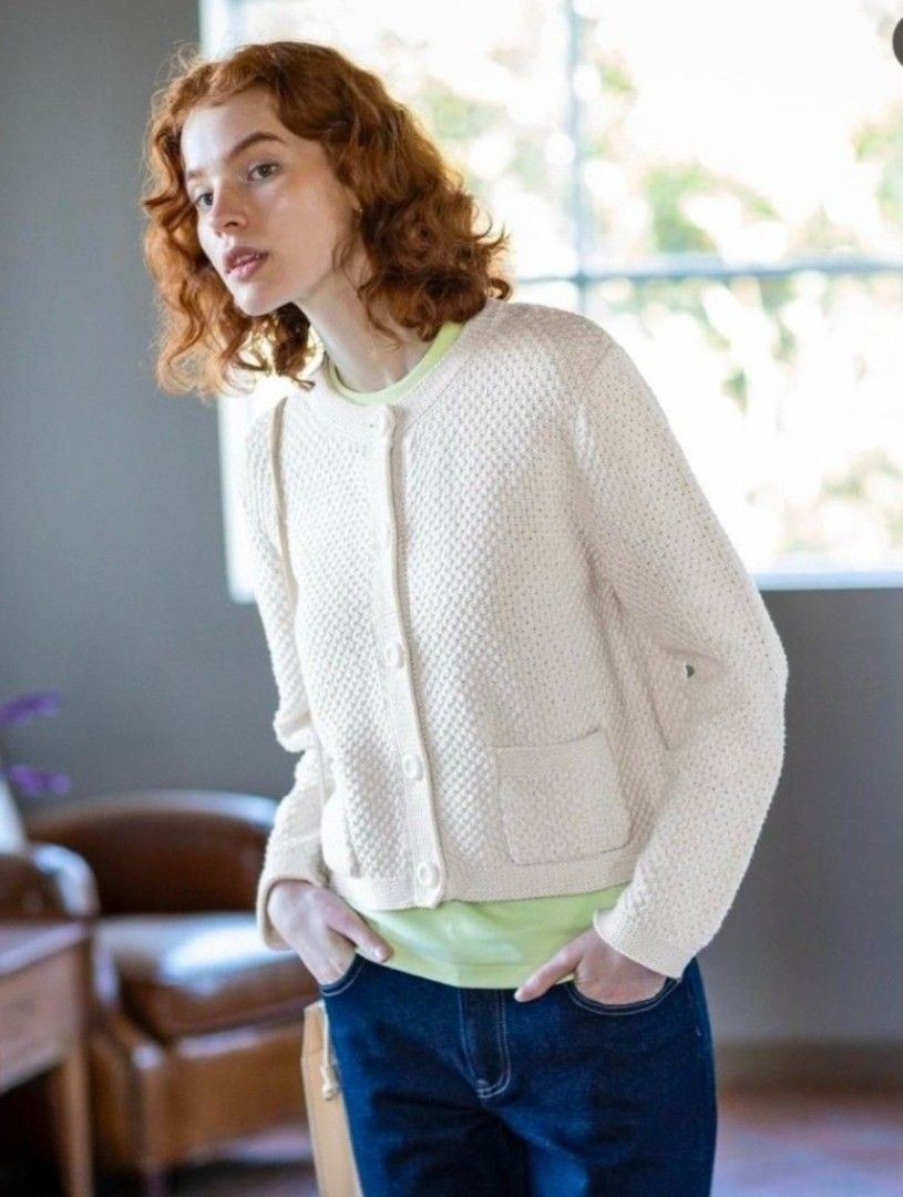 Uniqlo Knitted Short Jacket (Category: Coats, Jackets and Outerwear) located in Angeles City. Submitted by miss_independent01 (Listing ID 1468132329, Image 2). Description: Uniqlo Knitted Short Jacket Color: Off-White Width: 22 (XL on tag) Length: 21.5 Sleeve: 24 Shoulder: 17 MOP: Gcash ✅ Mine Now, Pay Now ✅ First to Pay, Gets the Item 📍 PAMPANGA Courier: JnT 🚚🚚 PM 💌.