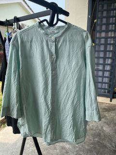 (Category: ) located in . Submitted by shopwithjiha (Listing ID 1468121904, Image 1). Description: .