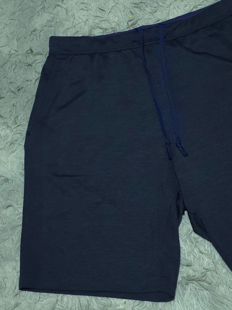Uniqlo Navy Blue Drawstring Shorts Size L (Category: Shorts) located in Abulug. Submitted by humanwhosellthings (Listing ID 1468181179, Image 3). Description: - Brand: Uniqlo ✅Excellent Condition ✅Issue: none ▫️Waist Size: 30-36 ▫️Length: 20 - Color: Navy Blue - Size: Large - Waistband: Elastic with matching drawstring closure - Pockets: Functional side pockets included - Fabric: Breathable texture - Origin: Made in China - Condition: Great overa