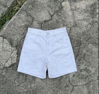 (Category: ) located in . Submitted by valenciam65490 (Listing ID 1468217865, Image 1). Description: .