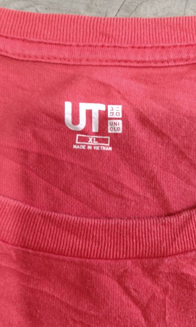 UNIQLO x MILKY (Category: Tshirts & Polo Shirts ) located in Midsayap. Submitted by macoy.picker (Listing ID 1468073578, Image 3). Description: UNIQLO X MILKY COTTON TEE SIZE XL DIMES 21 X 25.5 100 + SF.