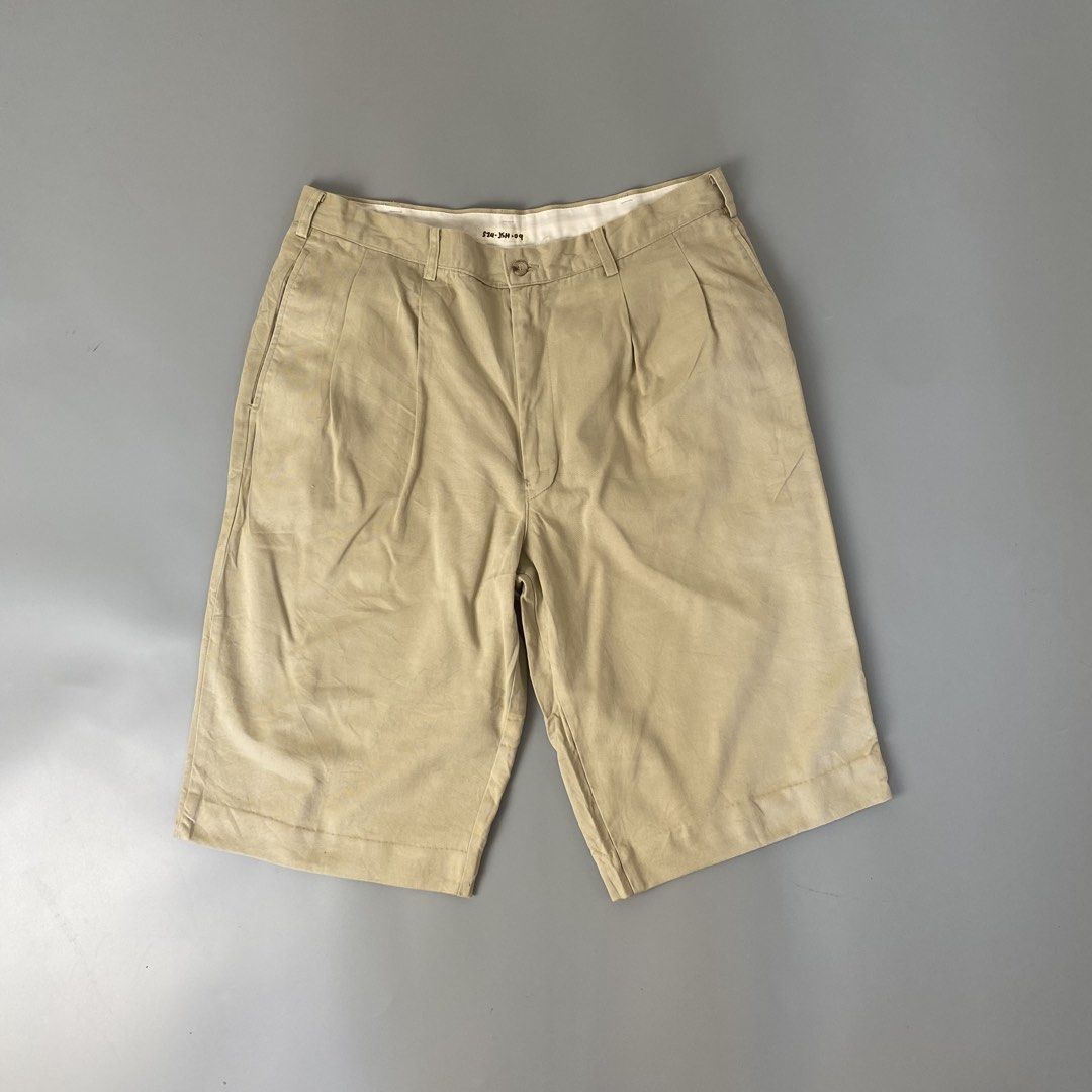 Untag Japan 🩳 | Beige Multi Pockets Short (Category: Shorts) located in Bulacan. Submitted by orc.ph (Listing ID 1468151675, Image 1). Description: Untag Japan 🩳 | Beige Multi Pockets Short Material Used: Cotton - Beige - Belt Loop Attached - Zipper and Button Closure - Multi Pockets - Pleated - Chino Short - Casual - Semi Formal - Formal - Streetwear -Size: M -Waistline: 32” -Length: 26” -Thighs: 12” -Leg Opening: 11.5” -Rise: 13.5” -Model: ‘’