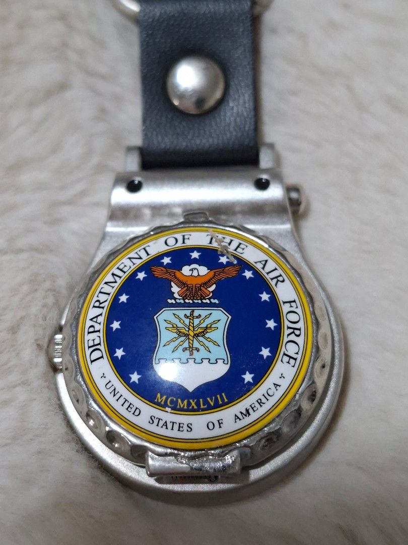 U.S AIR FORCE KEY CHAIN WATCH (Category: Men's Watches) located in Las Pinas. Submitted by annachiaonair2037 (Listing ID 1468079318, Image 2). Description: U.S AIRFORCE KEYCHAIN WATCH FROM JAPAN JAPAN MOVEMENT MATTE SILVER HARDWARE STAINLESS STEEL Disclaimer: I am not affiliated with, associated with, or authorized by any of the brands featured posted. Any mention of brand names, trademarks, or logos is solely for identification and reference pur