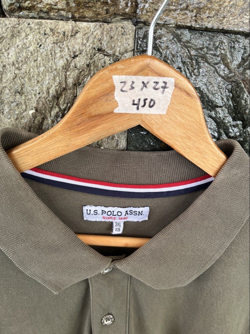 USPA Moss Green Poloshirt (Category: Tshirts & Polo Shirts ) located in Cagayan de Oro. Submitted by curatedheirloomph_ (Listing ID 1468103970, Image 2). Description: 𝘿𝙞𝙢𝙚𝙣𝙨𝙞𝙤𝙣𝙨: 23x27 𝘽𝙚𝙨𝙩 𝙁𝙞𝙩: Medium - Large 𝘾𝙤𝙣𝙙𝙞𝙩𝙞𝙤𝙣 & 𝘾𝙤𝙡𝙤𝙧 𝙍𝙖𝙩𝙚: Very Good (9/10) 𝙄𝙨𝙨𝙪𝙚: Minimal collar lining 𝘼𝙪𝙩𝙝𝙚𝙣𝙩𝙞𝙘𝙞𝙩𝙮 𝘿𝙚𝙘𝙡𝙖𝙧𝙖𝙩𝙞𝙤𝙣: Authentic.
