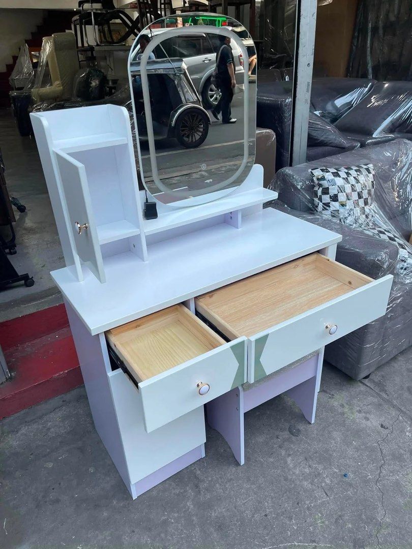 Vanity Dresser with Led Mirror and Stool (Category: Tables & Sets) located in Valenzuela. Submitted by jhagonzales (Listing ID 1468212635, Image 2). Description: .