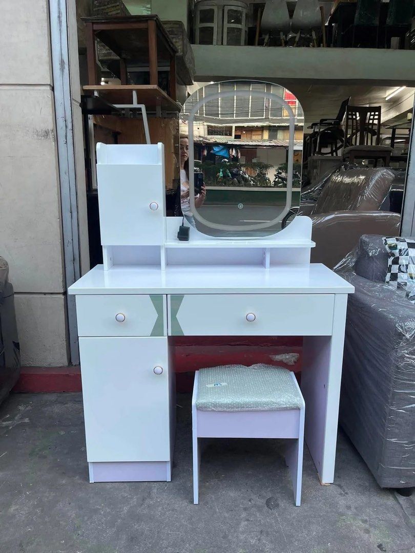 Vanity Dresser with Led Mirror and Stool (Category: Tables & Sets) located in Valenzuela. Submitted by jhagonzales (Listing ID 1468212635, Image 3). Description: .