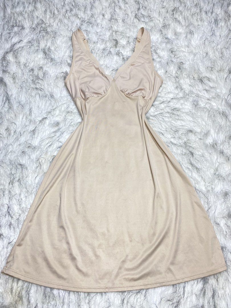 Vanity fair (medium) (Category: Undergarments & Loungewear) located in Manila. Submitted by csjlgen (Listing ID 1468072313, Image 1). Description: .