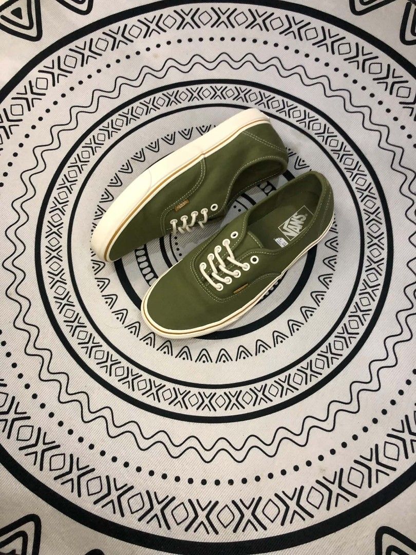 Vans Authentic Green Canvas 🫶 (Category: Sneakers) located in Manila. Submitted by sonkicks (Listing ID 1468247207, Image 1). Description: - Brand: Vans - Style: Classic low-top sneakers - Color: Green canvas with white laces - Soles: Chunky rubber with brown waffle tread - Size: US Men 10.5 / UK 9.5 / EUR 44 - Condition: Clean uppers with minimal wear on soles - Versatile everyday pair that goes with everything.