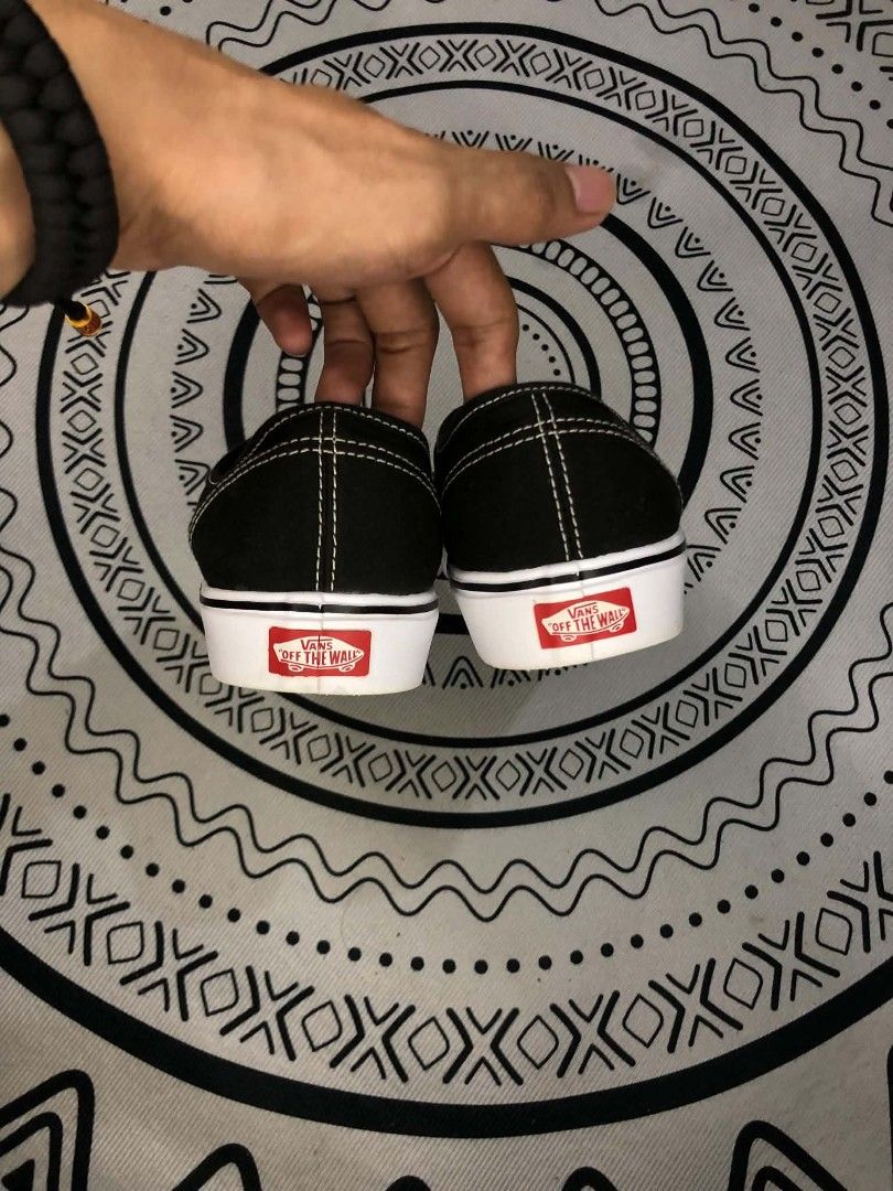 Vans Authentic Ultracush Black Canvas 🫶 (Category: Sneakers) located in Manila. Submitted by sonkicks (Listing ID 1468247690, Image 3). Description: - Brand: Vans Authentic - Color: Classic Black with White Laces - Size: US Men 10 / UK 9 / EUR 43 / CM 28 - Condition: Good, with slight dirt on waffle outsoles from casual wear - Style: Low-top, timeless design that pairs with everything - MOP/Shipping: Mode of payment and shipping details availabl