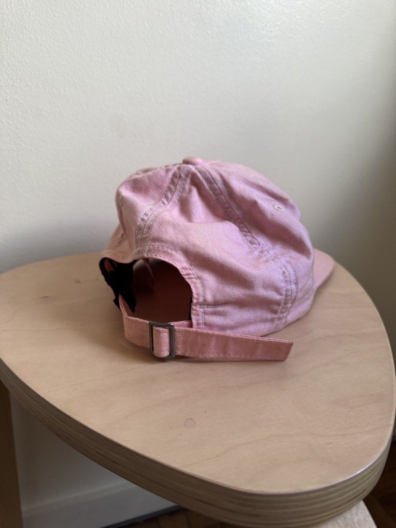 Vans Oxford Cap Pink (Category: Caps & Hats) located in Quezon City. Submitted by raremountain.19d94e (Listing ID 1468100293, Image 3). Description: Needs cleaning.