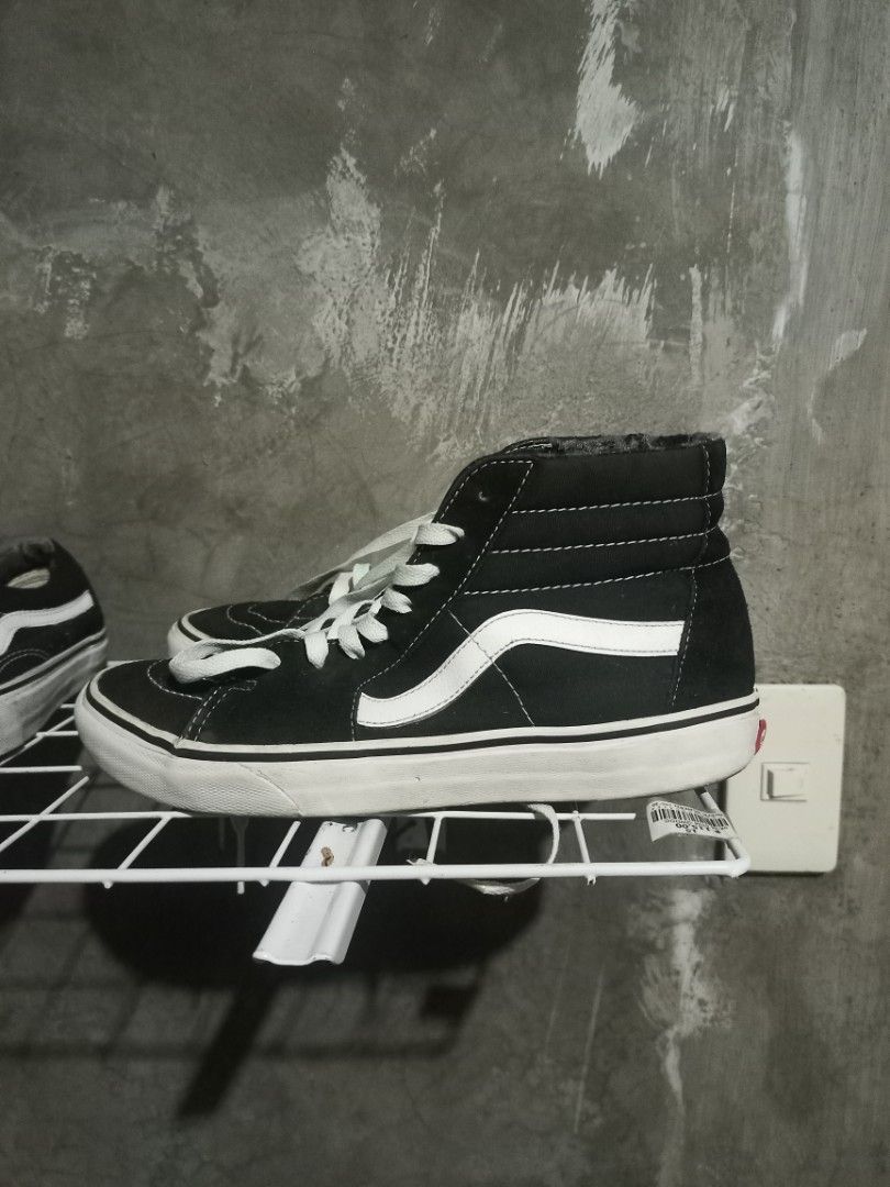 Vans Sk8 High (Category: Sneakers) located in Mabalacat. Submitted by hasashoe (Listing ID 1468200458, Image 1). Description: SIZE ON PIC EXCELLENT CONDITION GOOD WORKING PERFORMANCE READY TO WEAR.