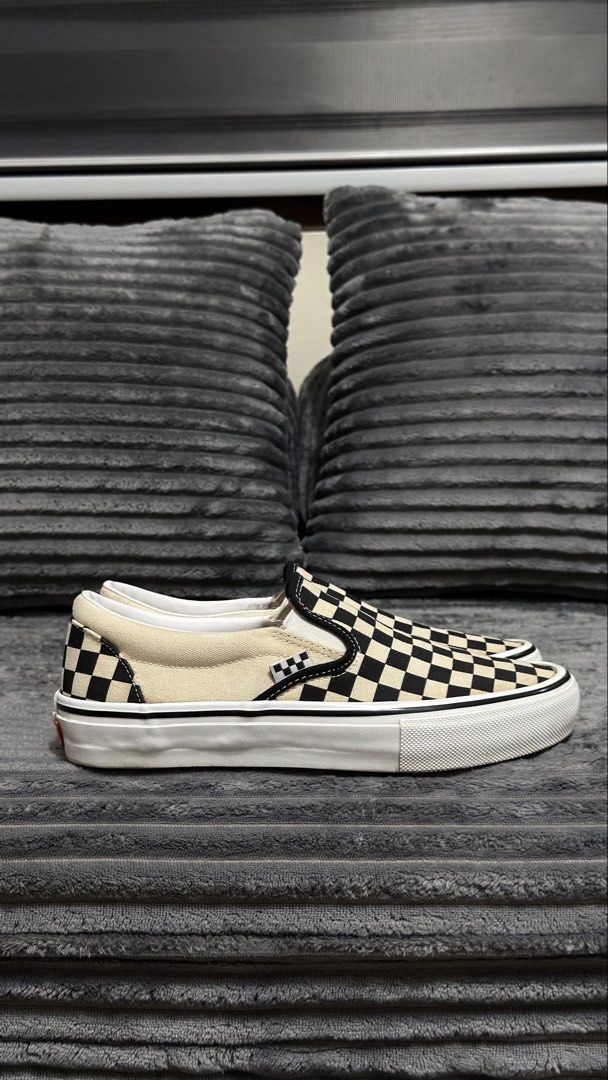 Vans Skate Slip-On Checkerboard Black White (Category: Sneakers) located in Quezon City. Submitted by mjmacasinag93 (Listing ID 1468187802, Image 3). Description: 👟 FOR SALE | VANS CLASSIC SLIP-ON CHECKERBOARD Another pair from my sneaker declutter! 🔥 100% Original / Authentic 💸 Bought for: ₱5,000 📏 Size: US Men’s 8 / UK 7 / EU 40.5 🎨 Colorway: Black / White Checkerboard ✨ Condition: Pre-loved, well-maintained, with normal signs of use 📦 In