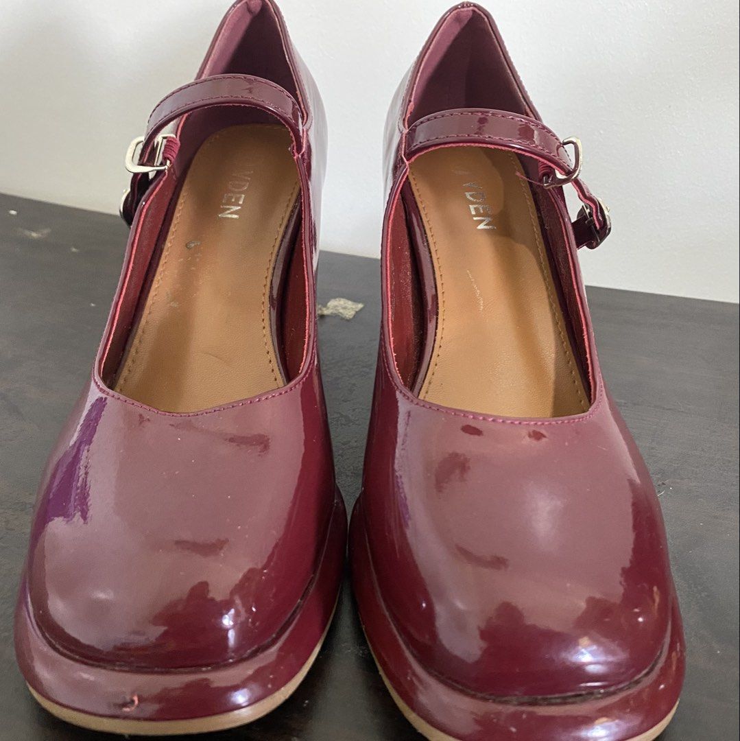VDEN Maroon Mary Jane Block Heels Platform Shoes (Category: Heels) located in Caloocan City. Submitted by michalskir01472 (Listing ID 1468068923, Image 2). Description: - Brand: VDEN - Color/Finish: Maroon patent - Style: Mary Jane heels with chunky block heels and front platform - Details: Square toe shape, adjustable ankle strap with silver buckle - Fit & Styling: Comfortable height, easy to style with socks or tights - Condition: Soles show mo