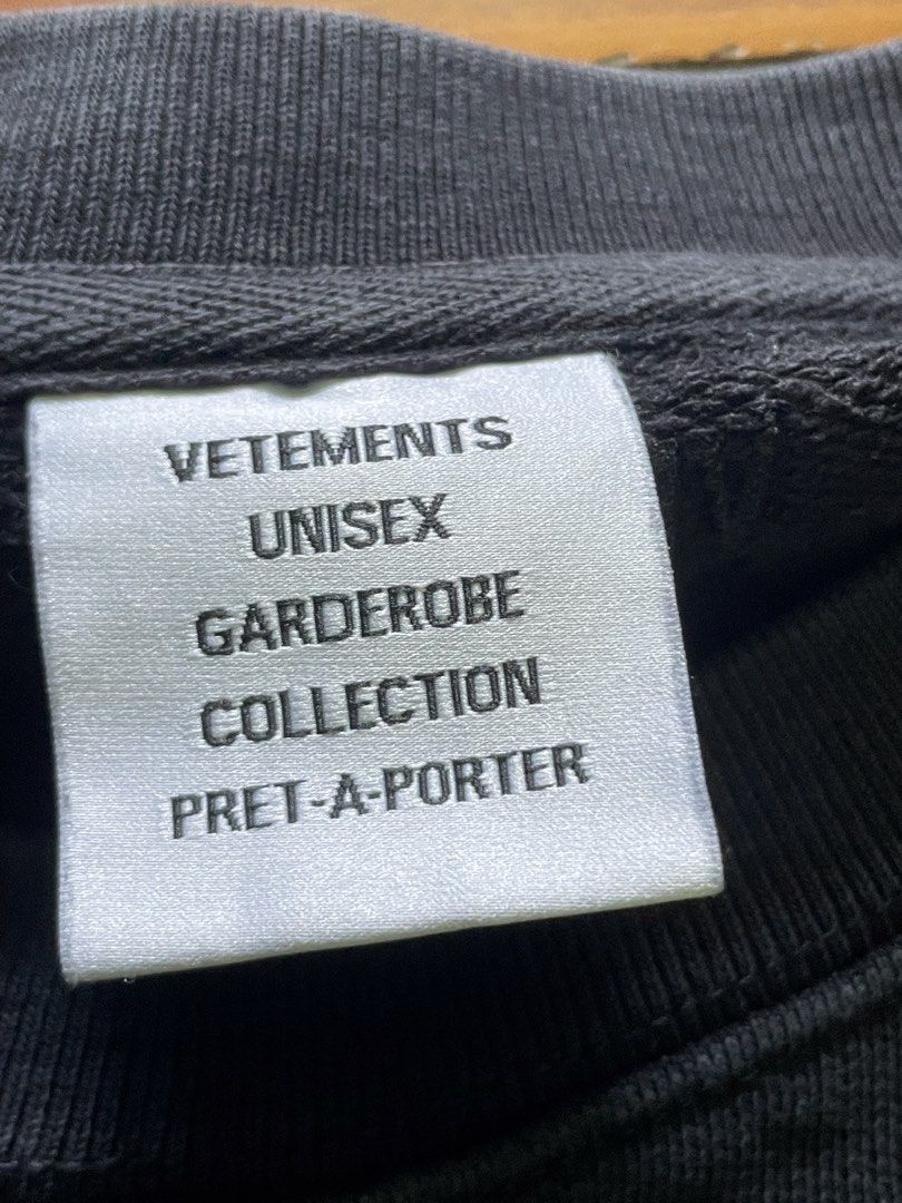 Vetement Sweatshirt (Authentic) (Category: Luxury Apparel) located in Manila. Submitted by kerikeridulce (Listing ID 1468069501, Image 3). Description: Size Large authentic flaws on pic Plus size so it can fit you like baggy.