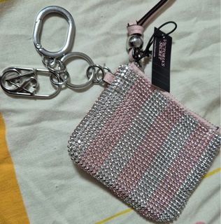 (Category: ) located in . Submitted by 3lriss. (Listing ID 1468065579, Image 1). Description: .