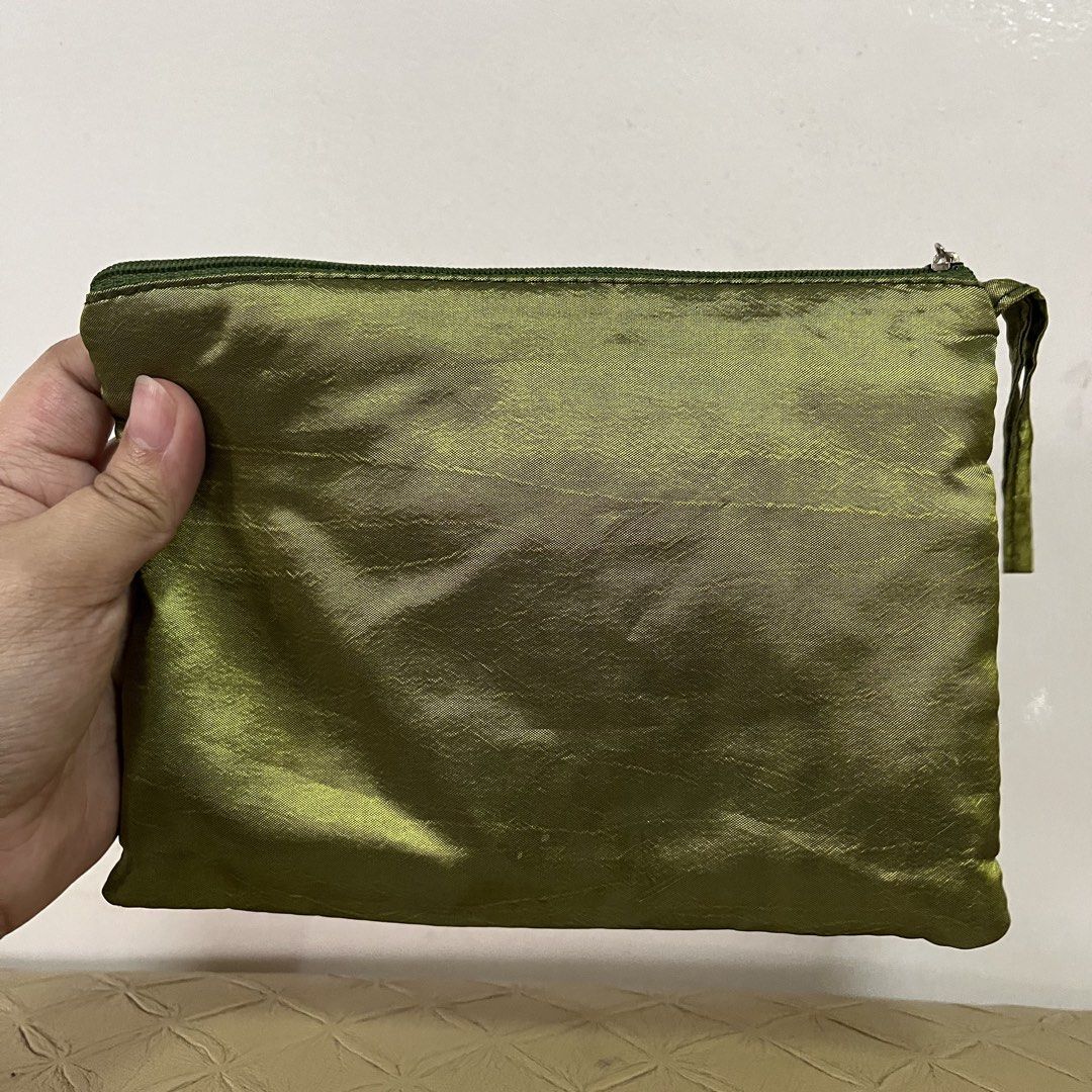 Vietnam Embroidered Green Multi-Zip Pouch (Category: Purses & Pouches) located in San Pedro. Submitted by rainyydayy (Listing ID 1468212318, Image 2). Description: - Color: Olive green with vibrant embroidery and bright blue inner lining - Design: Features three women in traditional ao dai, an outline map of Vietnam, and pink 'Viet Nam' text - Storage: 2 front zippered compartments and 1 secure main top zip closure - Portability: Comes with a han