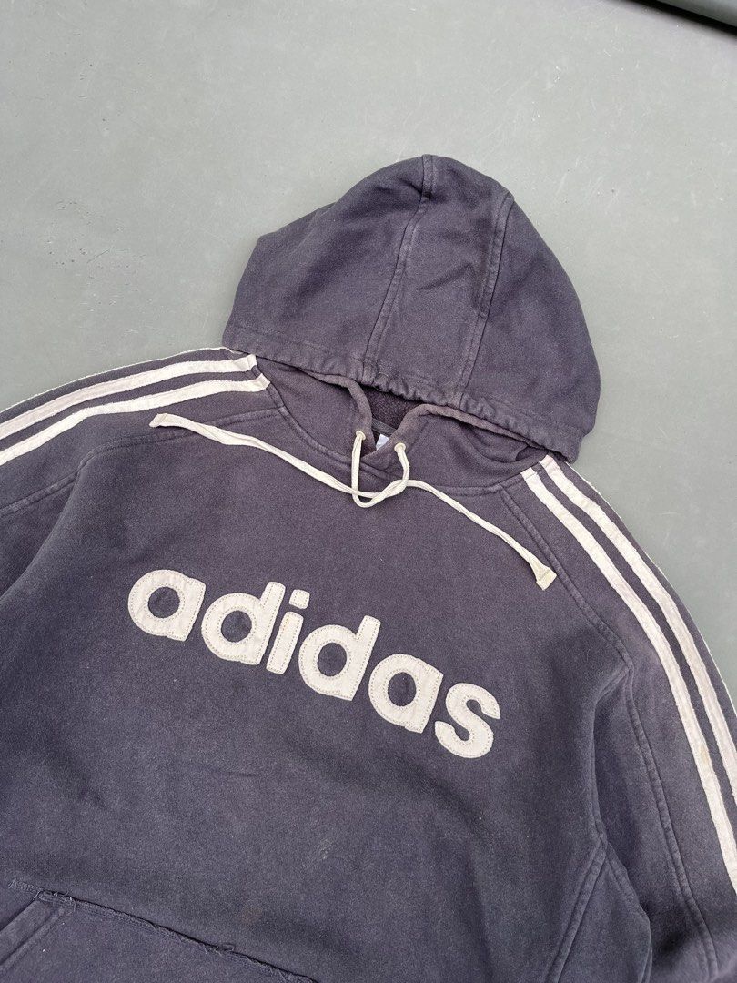 VINTAGE ADIDAS PULLOVER HOODIE (Category: Hoodies) located in Quezon City. Submitted by kentstuff (Listing ID 1468085401, Image 2). Description: VINTAGE ADIDAS PULLOVER HOODIE Size L On Tag Shoulder-Hem : 30” Pit-Pit : 24 Condition: Excellent CR: 9/10 Flaws: ❌ Needwash DISCLAIMER: This is a thrifted item. All brands, logos, and trademarks belong to their rightful owners. We’re here to rehome great pieces — no brand affiliation intended..