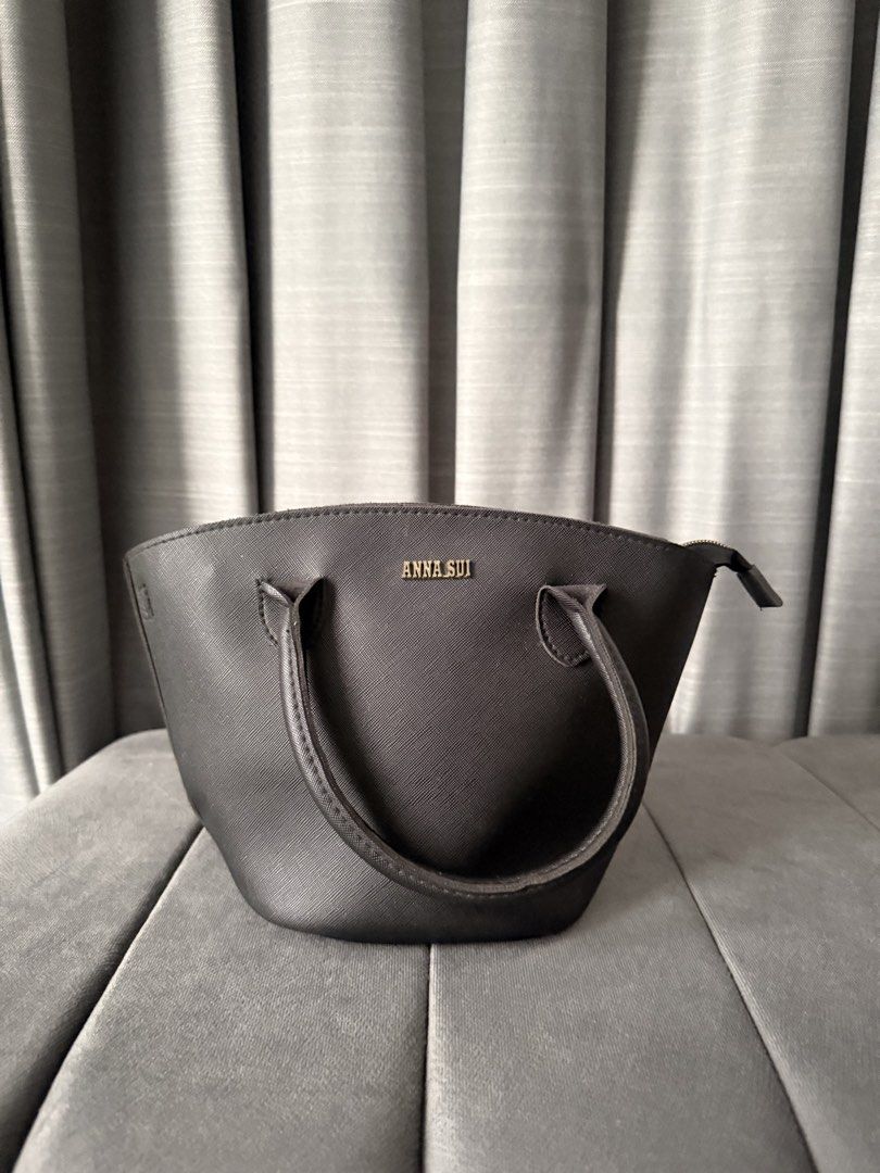 Vintage Anna Sui Bag (w/ strap) (Category: Purses & Pouches) located in Manila. Submitted by hangyodonz (Listing ID 1468077492, Image 1). Description: Vintage Anna Sui Bag (w/ strap) 𐃘 condition: 9/10 𐃘 with strap 𐃘 minor flaws.