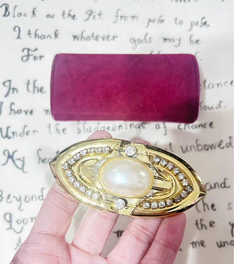Vintage Brooch Pin (Category: Brooches) located in Makati City. Submitted by cestparfaitvintagejewelries (Listing ID 1468215158, Image 3). Description: .