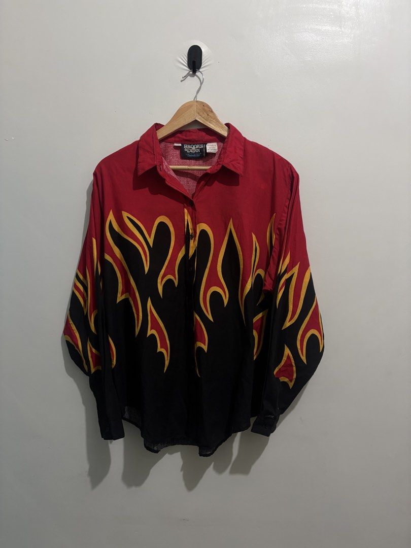 Vintage Brooks & Dunn Flame Graphic Button Down Long Sleeve (Category: Formal Shirts) located in Cabiao. Submitted by thelifeofgelo (Listing ID 1468092303, Image 1). Description: Vintage Brooks & Dunn Flame Graphic Button Down Long Sleeve Size: Medium Width: 21.5 Length: 27 (29 back) Issue: Minimal dot stain Very good condition Price: 1000 + shipping fee .