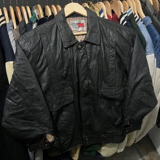 (Category: ) located in . Submitted by itsvintageclothing (Listing ID 1468157554, Image 1). Description: .