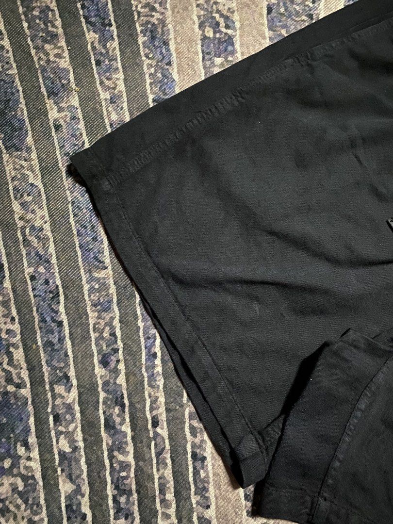 Vintage Gramicci Short (Category: Shorts) located in Goa. Submitted by _rawgallery (Listing ID 1468129232, Image 3). Description: size on tag : l waist : 30 ( stretchy ) length : 18 leg open : 14.