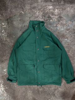 (Category: ) located in . Submitted by bsb.streetluxvintage.clothing (Listing ID 1468216592, Image 1). Description: .