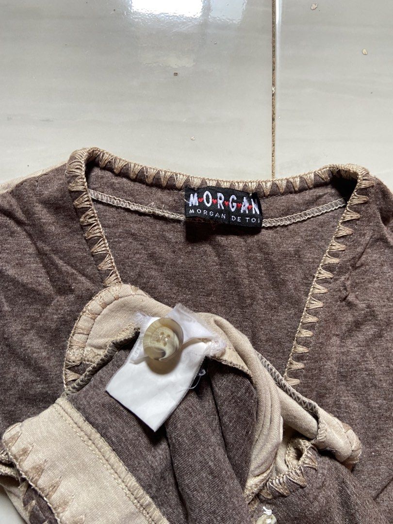 Vintage Morgan Vest (Category: Sleeveless) located in Cotabato. Submitted by haikal.kasim (Listing ID 1468084746, Image 3). Description: Morgan de toi Size small Issue see last 2 pics Excellent Condition .