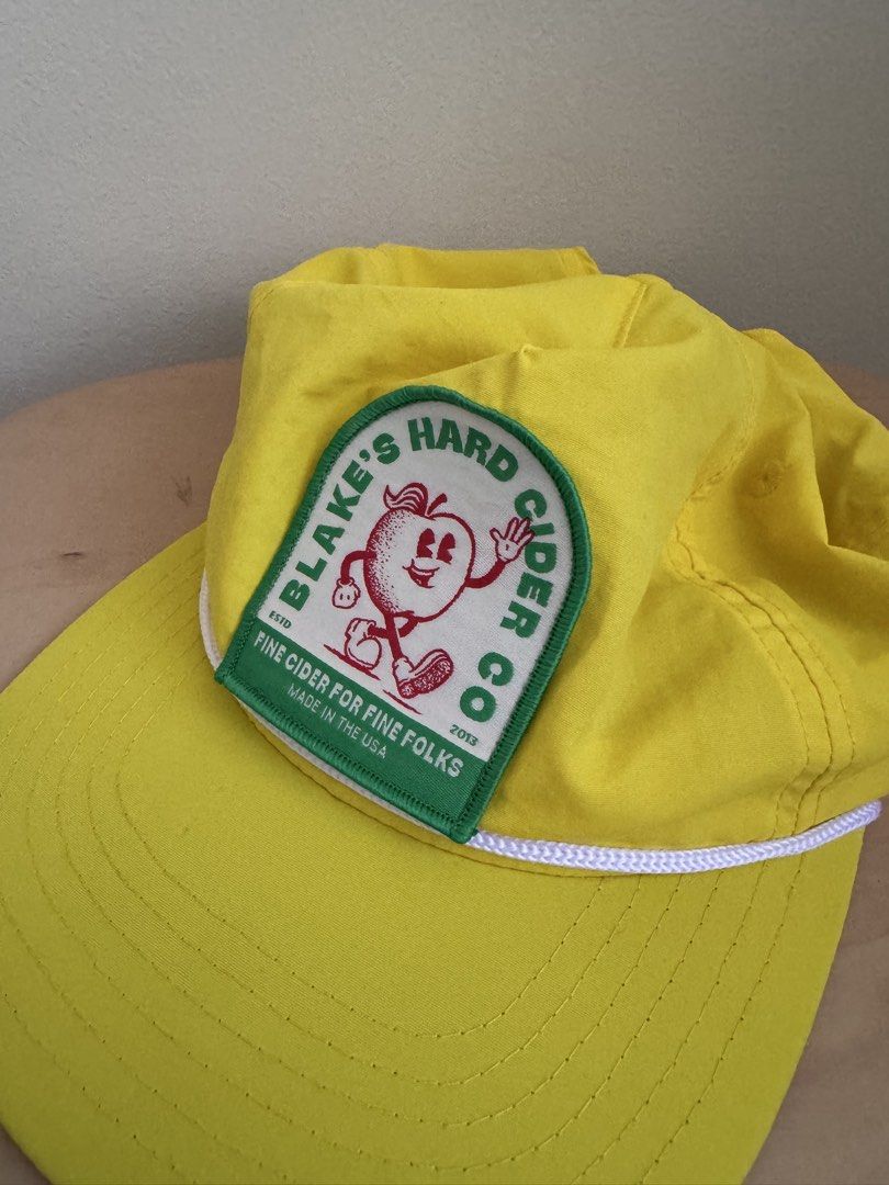 Vintage Nylon Snapback (Category: Caps & Hats) located in Quezon City. Submitted by raremountain.19d94e (Listing ID 1468100541, Image 2). Description: .