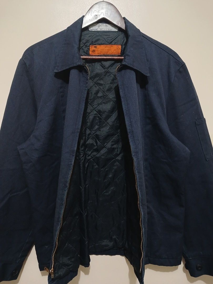 VINTAGE REDCAP WORKWEAR JACKET (Category: Coats, Jackets and Outerwear) located in Manila. Submitted by mico136mm60564 (Listing ID 1468189438, Image 3). Description: VINTAGE REDCAP WORKWEAR JACKET Dimension/Size = 25x27/S-M Condition = Good Color rate = 8.5/10 Issue = Signs of usage lang since workwear * solid vintage piece to, Talon din ang zipper 👌 PRICE = 1,380 Location = Taguig.
