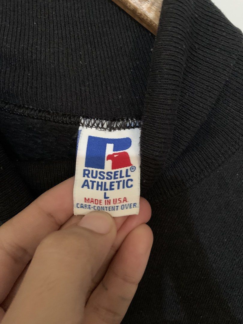VINTAGE RUSSEL ATHLETIC TURTLE NECK SWEATSHIRT (Category: Coats, Jackets and Outerwear) located in Bulacan. Submitted by ridersthrift_ph (Listing ID 1468080067, Image 2). Description: Authentic In Great Condition Size Large Gcash Payment Bulacan 📍.