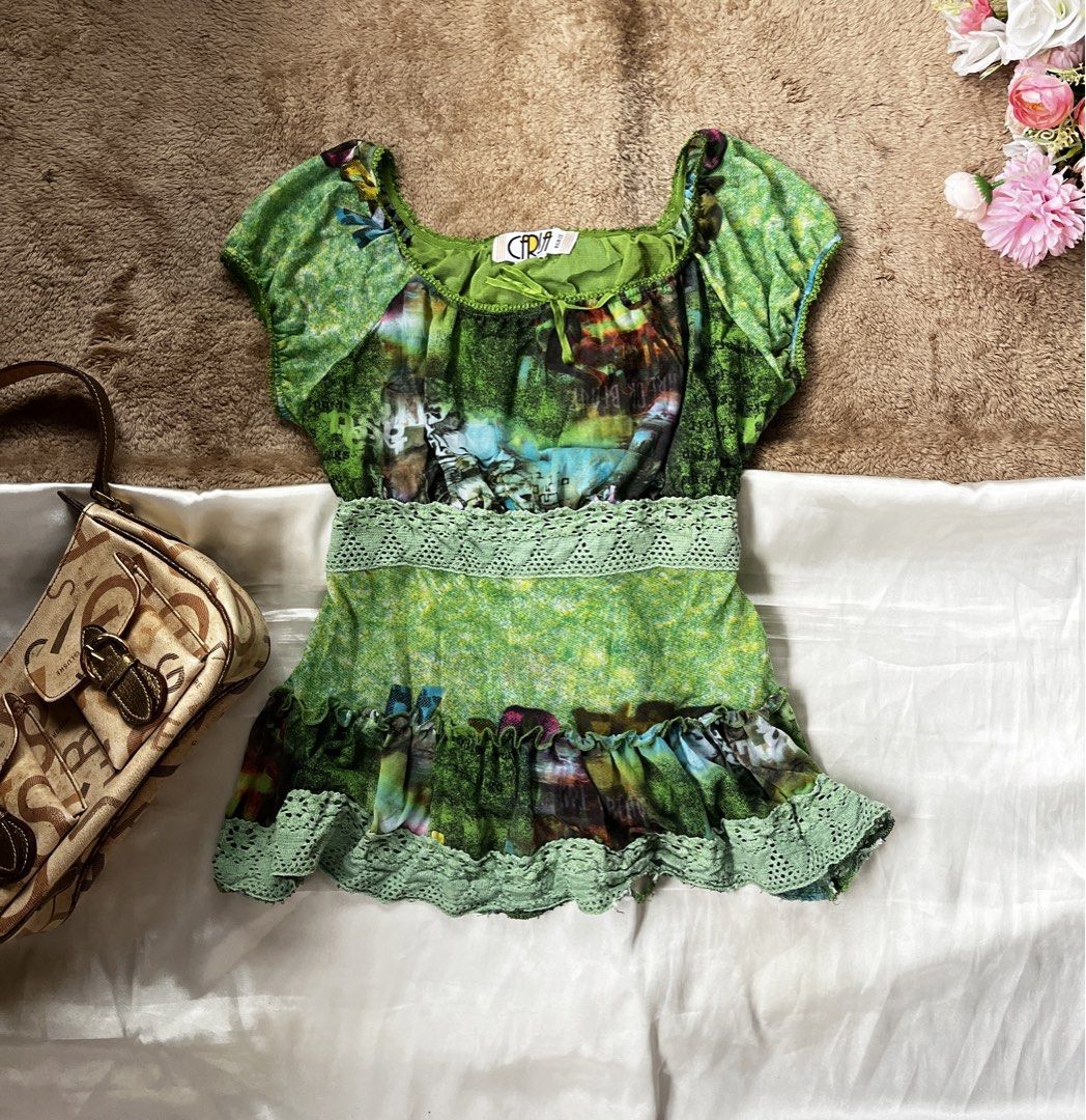 VINTAGE TOP (Category: Blouses) located in Cagayan de Oro. Submitted by epicbird.185fef (Listing ID 1468148533, Image 1). Description: 🎀BABY DOLL VINTAGE TOP 🎀medium 🎀good as new! Flaws: last part pics Mine💰200 Steal💸250 Grab💵300 Lock🔐 450 AU☑️ + sf 🥀no when worn! ‼️mine now, pay now!‼️.
