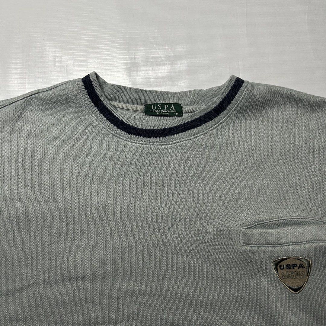 Vintage US Polo Crewneck (Category: Tshirts & Polo Shirts ) located in Antipolo. Submitted by wvyfrnds (Listing ID 1468225544, Image 2). Description: Vintage US Polo Crewneck Size: M Dimensions (Inches): Length: 25 Width: 25.5 Color Rate: 9/10 Issues - NONE 395 PLUS SF.