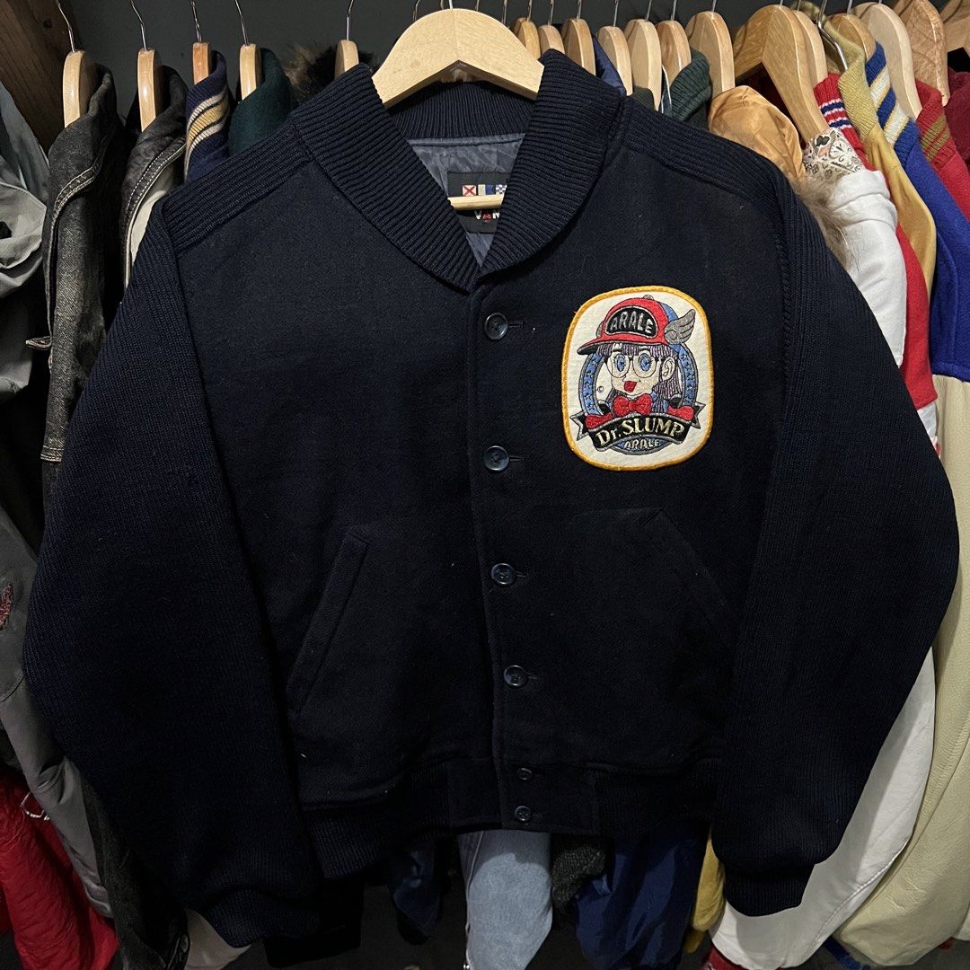 Vintage van jac wool jacket (Category: Coats, Jackets and Outerwear) located in Baguio. Submitted by itsvintageclothing (Listing ID 1468160505, Image 1). Description: Length 24 Pit to pit 22 .