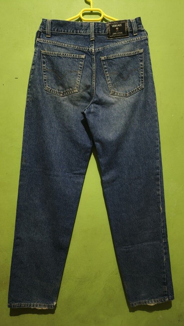 Vintage Versace jeans Couture (Category: Luxury Apparel) located in Aborlan. Submitted by tonsky_thrift (Listing ID 1468206421, Image 2). Description: ‎📌 Dimes: waistline 31 length 43 ‎📌 Colorate: 8.5/10 vintage ‎📌 Good condition ‎📌 Issue: see last pic. .