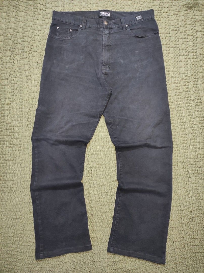 VINTAGE VERSACE JEANS COUTURE (Category: Jeans) located in Las Pinas. Submitted by jeusmanlangit (Listing ID 1468213842, Image 1). Description: VINTAGE VERSACE JEANS COUTURE SIZE: DIMES: W: 36 L: 42 HEM: 9 ISSUE: MAY DISTRESS NASA PICTURE PERO DI BUTAS SIGN OF USAGE AT DAHIL VINTAGE NA DIN 510 PESOS LANG DM📩.