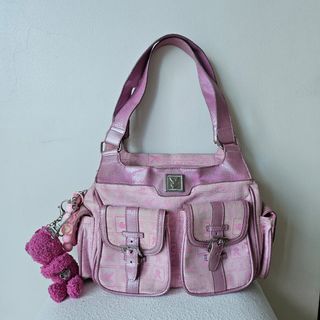 (Category: ) located in . Submitted by archievienne.vtg (Listing ID 1468103235, Image 1). Description: .