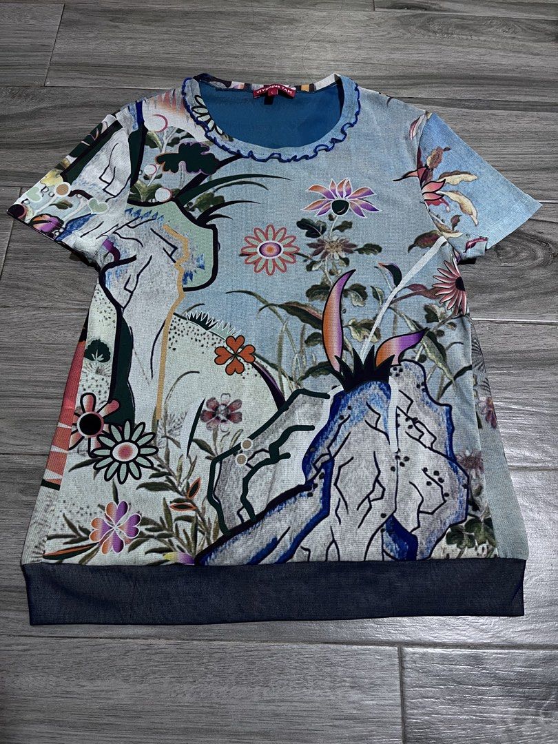 Vivienne Tam (Category: Activewear) located in Dagupan City. Submitted by calmocean-f675cc (Listing ID 1468205019, Image 1). Description: Vivienne Tam Size Large Authentic No issue 1999.