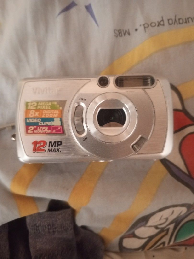 Vivitar vivicam (Category: Cameras) located in Bacolod City. Submitted by weizzy27 (Listing ID 1468229924, Image 1). Description: no batteries only, no other issues. message if interested..