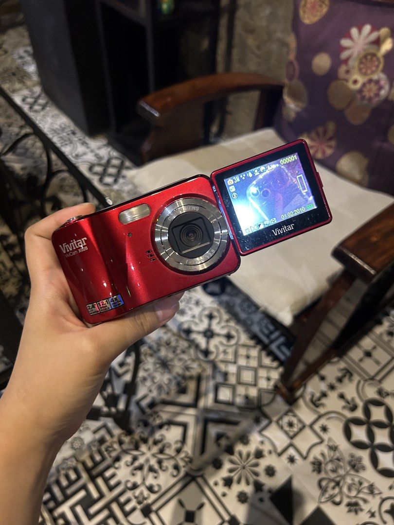 Vivitar Vivicam X028 digicam digital camera flip screen (Category: Cameras) located in Lagonoy. Submitted by nadayojiii (Listing ID 1468206517, Image 1). Description: no issues flip screen!!.