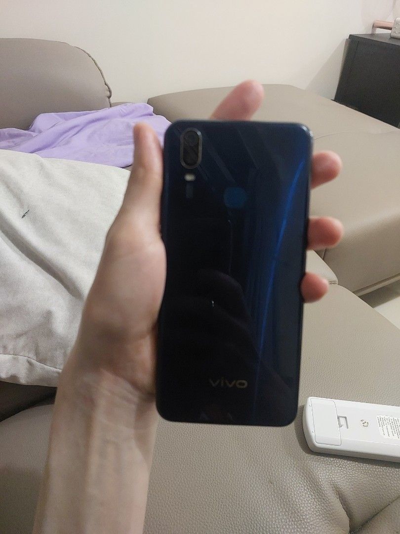 vivo y11 (dual sim) (Category: Vivo) located in Pasay City. Submitted by hellophilippines (Listing ID 1468193045, Image 1). Description: - Brand and Model: Vivo Y11 (dual sim) - Color: Dark Blue - Condition: crack on front camera. everything else works perfectly - Ideal Use: Great for daily social media, calls, and basic apps - charger included - open for all line (dual sim).