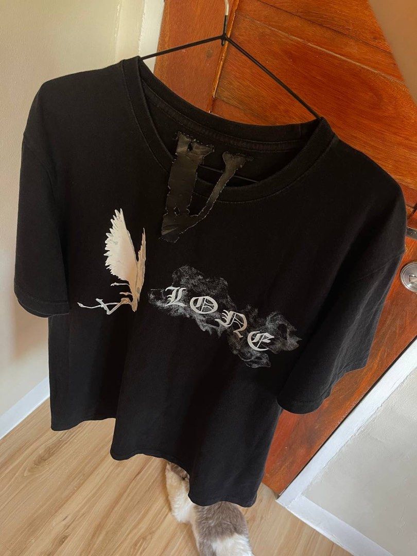 Vlone Shirt (Category: Tshirts & Polo Shirts ) located in Baler. Submitted by definitelynotmics (Listing ID 1468065324, Image 2). Description: FOR SALE VLONE BIG LOGO SHIRT COLOR BLACK LIKE NEW CONDITION THICK FABRIC COLOR RATE 9/10 WIDTH 22.5 INCHES | LENGTH 29 INCHES BEST FIT SIZE LARGE TO EXTRA LARGE BODY FRAME WITH MINIMAL SIGNS OF USAGE SINCE THIS IS NOT BRAND NEW KINDLY CHECK THE PHOTOS FOR THE COMPLETE DETAILS COLOR MAY VARY DUE TO LIGHTIN