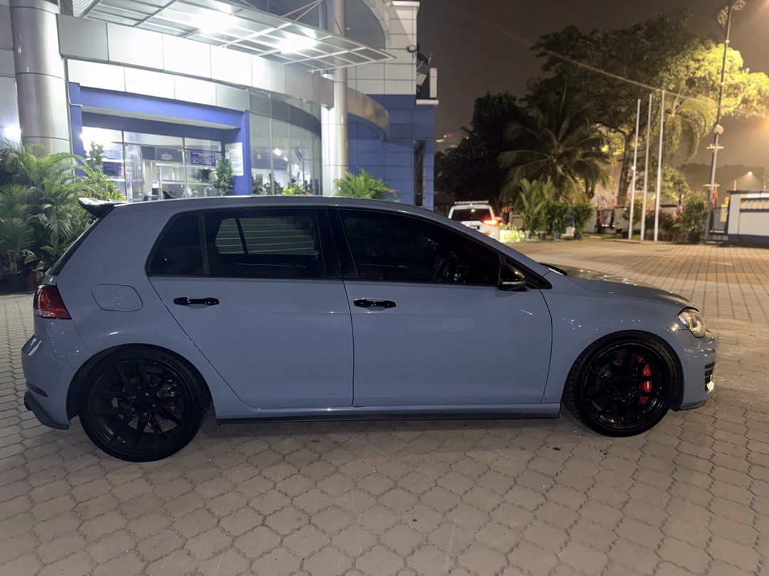 Volkswagen Golf 1.4 TSI DSG EQP (A) (Category: Used Cars) located in Singapore. Submitted by stella_1998 (Listing ID 1468076652, Image 2). Description: Original 4-pot Brembo BBK with Certificate Original STXA Coilovers with Receipt Stage 2+ tuned RES Exhaust System with ON/OFF Valve.