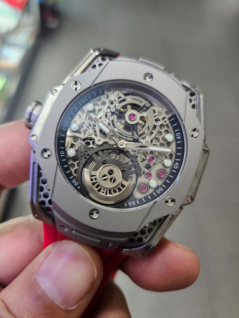 Watch Japan Au (Category: Luxury Watches) located in Makati City. Submitted by aureliusmagnus (Listing ID 1468270936, Image 1). Description: Selling Watch From Japan. 85k fix. No last price..