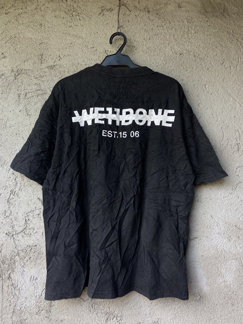We11done EST. 15 06 Black Tshirt (Category: Tshirts & Polo Shirts ) located in Cavite. Submitted by abasolo_jv (Listing ID 1468133504, Image 2). Description: Good Condition 10/10 Color Rate no issues no pinhole 24x27 Dimes m on tag Fresh From bale kaya kusot try to offer .