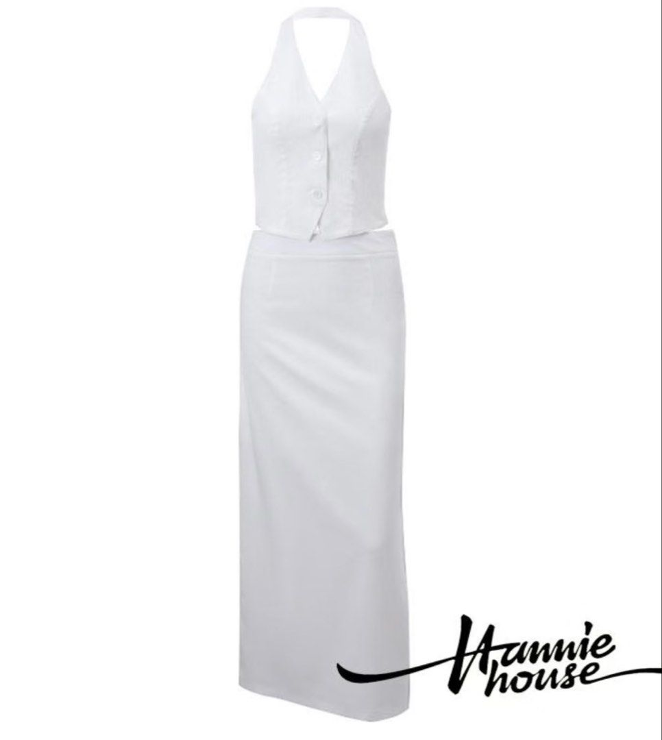 white coordinates (Category: Sets or Coordinates) located in Manila. Submitted by iyahpreloved_ (Listing ID 1468019823, Image 2). Description: .