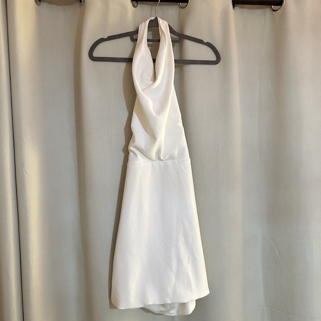White Halter Backless Mini Dress (Category: Dresses) located in Cebu City. Submitted by reyee (Listing ID 1468239544, Image 1). Description: Size: XS-S Original Price: P470 Selling for: P350 🩷 Location: Cebu City .
