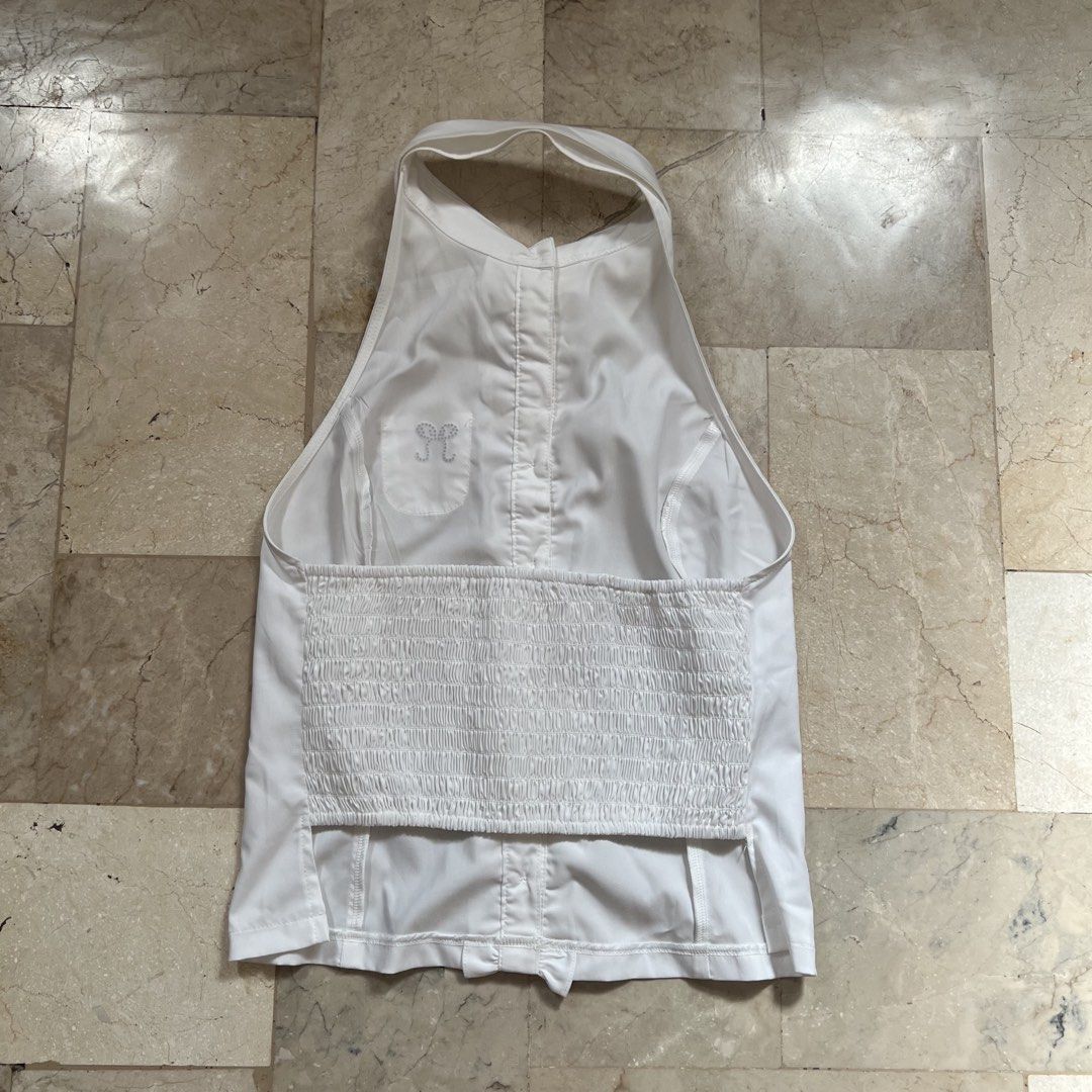 White halter neck top (S) (Category: Blouses) located in Cebu City. Submitted by sammaemendoza (Listing ID 1468174257, Image 2). Description: Brand: She by shi (Vietnam brand) XL on tag but it runs small. Best fits small .