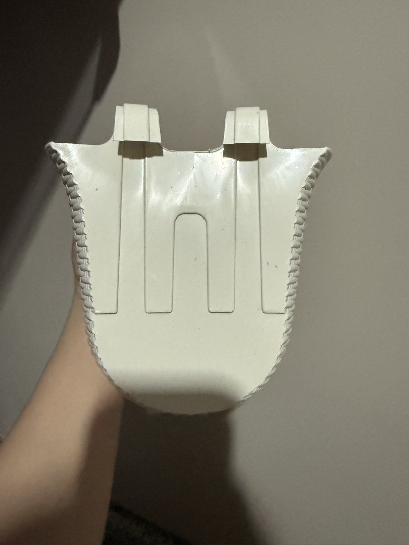 White Plastic Hanging Plant Pots with Hooks (Category: Pots & Planters) located in Bacolod City. Submitted by formicary (Listing ID 1468146062, Image 2). Description: 🌿 Condition: Great, no flaws, never used 🛒 RFS: Came with pots I got 💸 MOP: GCash or BPI [Seller is in Katipunan, buyer will shoulder the shipping fee.].